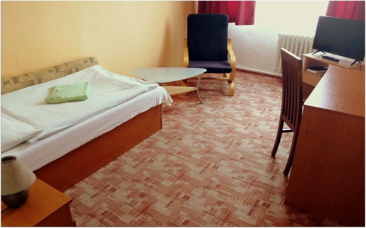 Penzion Institut Kösice Dış mekan fotoğraf