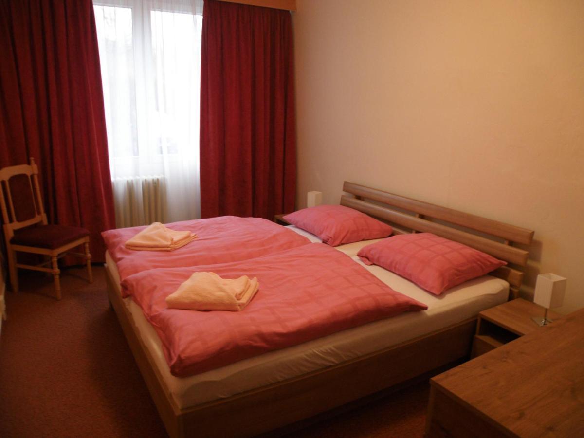 Penzion Institut Kösice Dış mekan fotoğraf